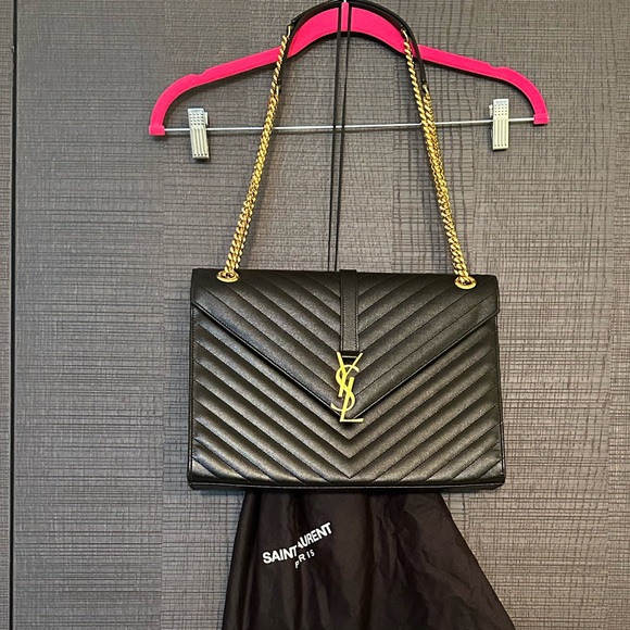 YSL Large Monogram Matelasse Envelope Bag - Saint Laurent - Picture 2 of 12